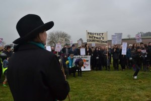 Claire address troops